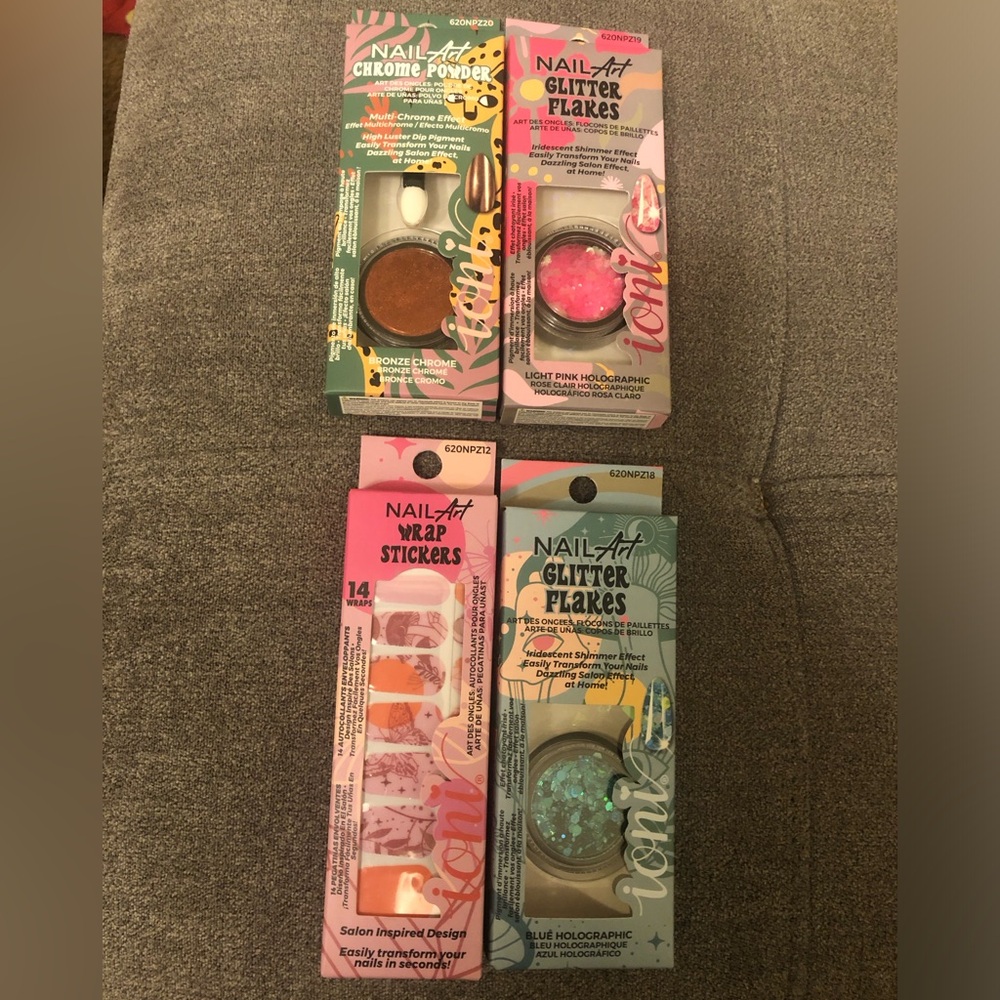 Ioni Nailpalooza 4 piece makeup Set Viral HTF NWT